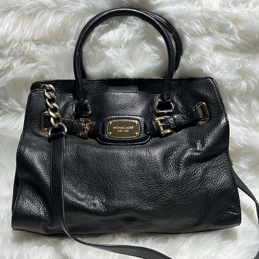 MICHAEL KORS Tumbled Black Leather Crossbody Satchel Gold Hardware A27